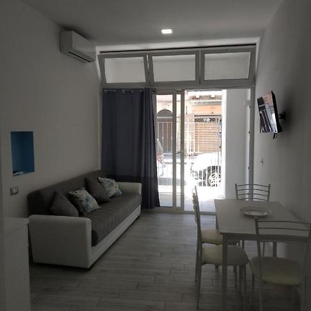Апартаменти Loft Sul Mare Джардіні-Наксос Екстер'єр фото